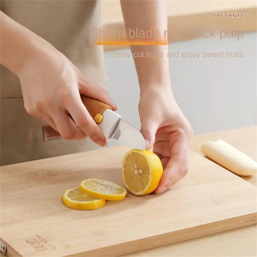 2 - in - 1 Peeler & Knife – Compact, Dual - Use Kitchen Tool - O'Homely
