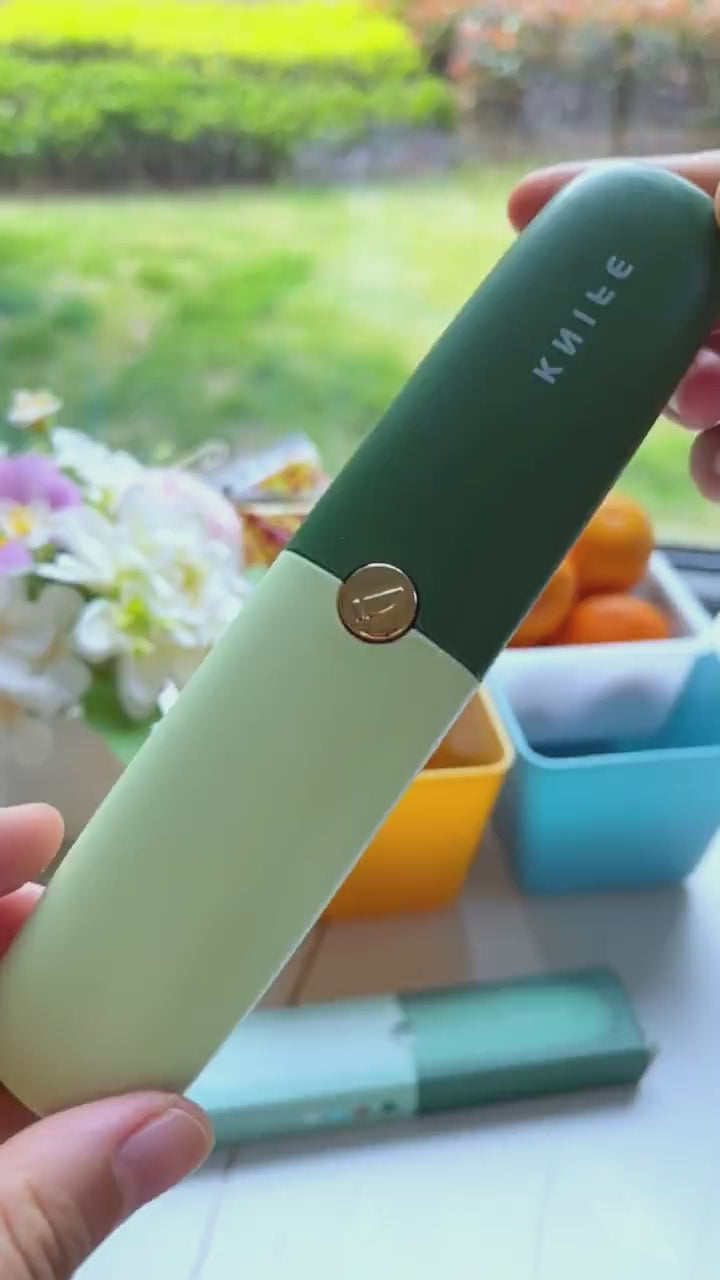 2-in-1 Peeler & Knife – Compact, Dual-Use Kitchen Tool